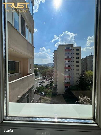 Apartament cu 2 camere decomandat în Grigorescu