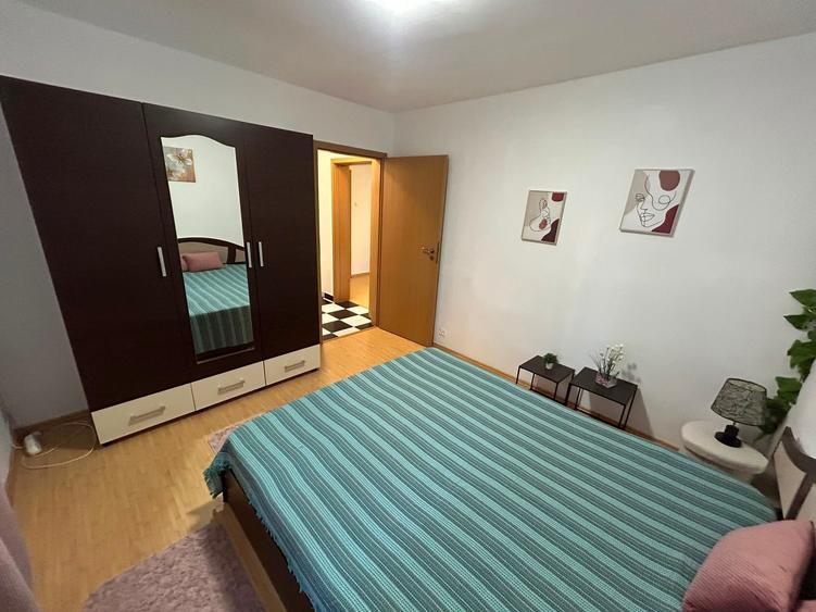 Apartament cu 2 camere decomandat în Drumul Taberei
