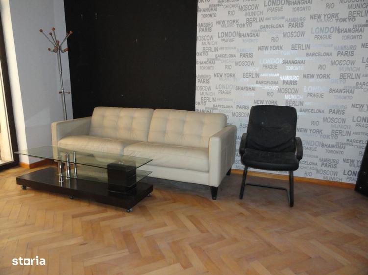 Spațiu comercial, de 70 mp, în Central