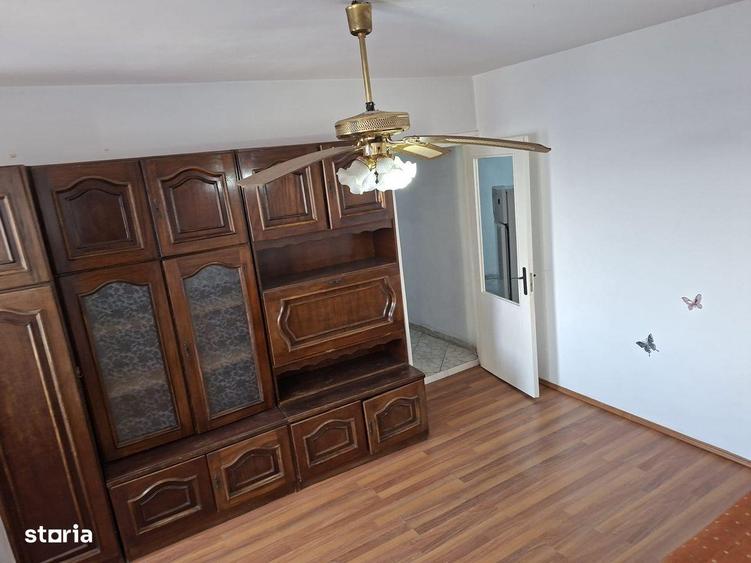 Apartament cu 2 camere nedecomandat în Banat