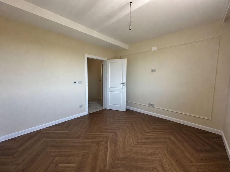 Duplex cu 5 camere cu Canalizare în Urseni