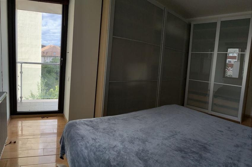 Apartament cu 3 camere în Dorobanți