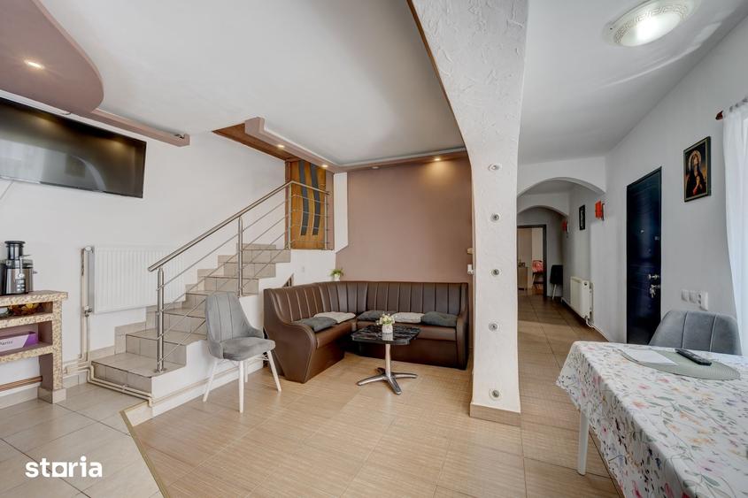 Casă cu 4 camere cu Teren 110 Mp în Rahova