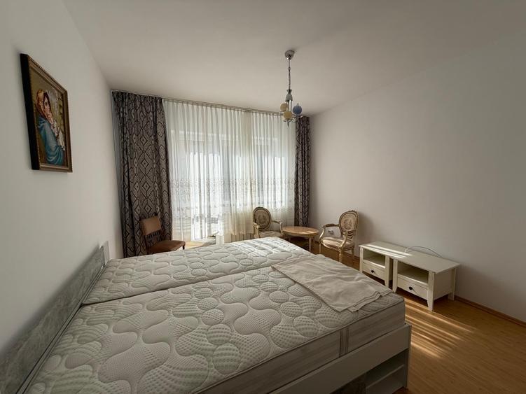 Apartament 4 camere - 2 bai - 3 balcoane - garaj - Hipodrom - str Rahovei - 6