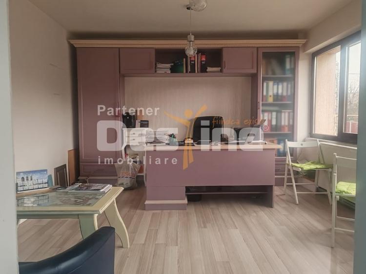 Spațiu comercial, de 53 mp, în Donici