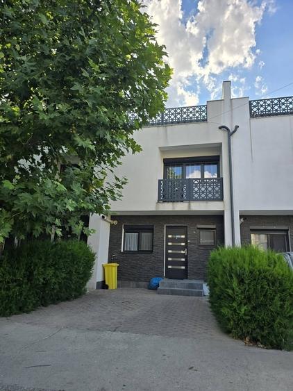 Casă cu 4 camere cu Teren 109 Mp în Berceni