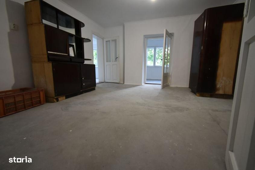 Casă cu 4 camere în Luna