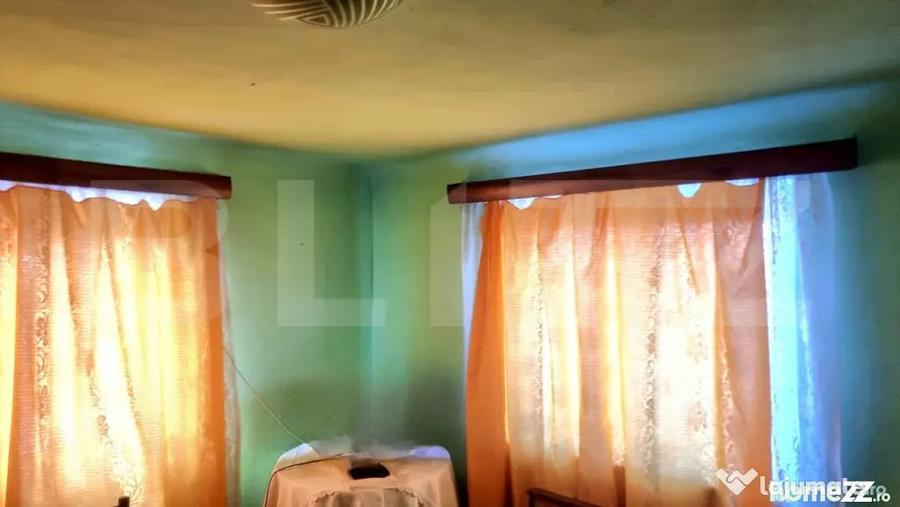 Casă cu 4 camere cu Teren 900 Mp în Lipănești