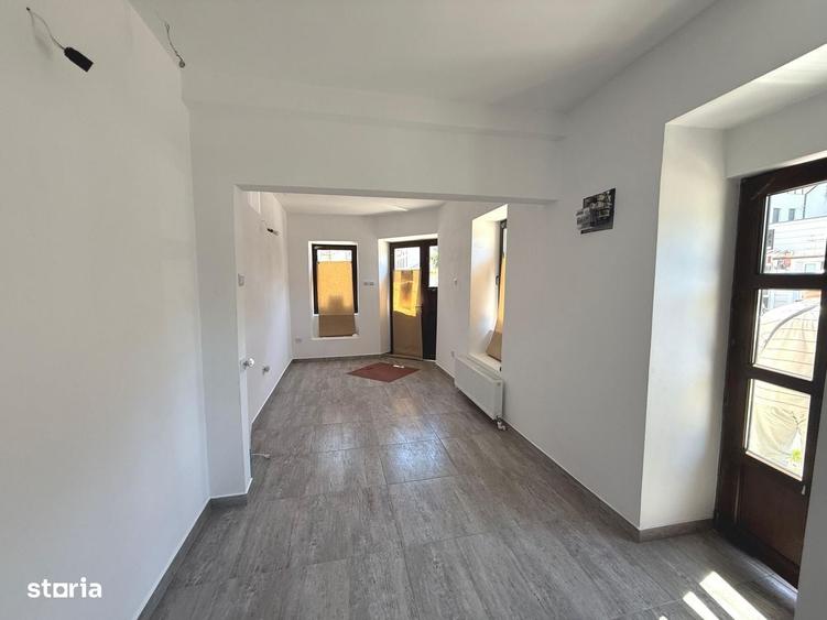 Spatiu Comercial de Inchiriat -Zona Centrala - 3