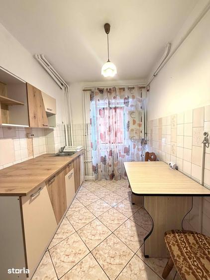 Apartament cu 2 camere decomandat în Gară