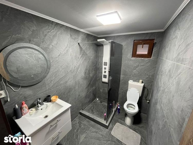 Casă cu 4 camere cu Teren 180 Mp în Central