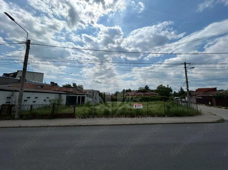 Teren de 1018 mp, în Central