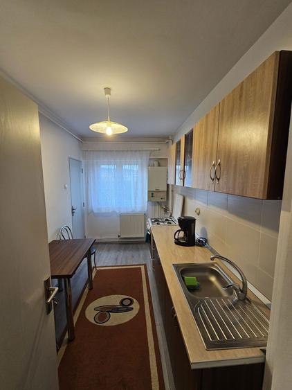 Apartament cu 2 camere decomandat în Vitrometan
