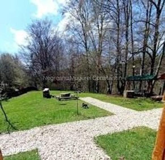 Vila/Pensiune cu panouri fotovoltaice , terasa ?i foi?or, Investitie!