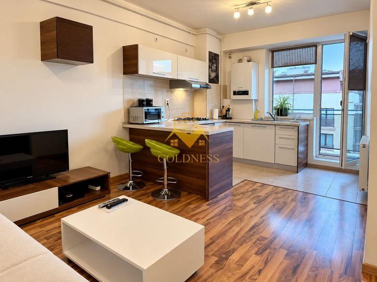 Apartament cu 2 camere semidecomandat, mobilat în Mărăști