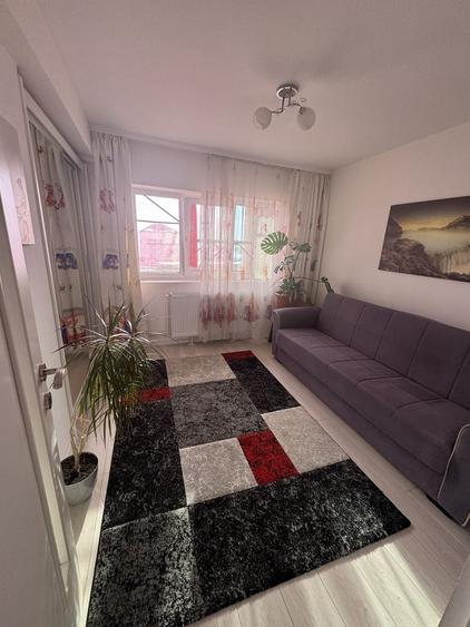 Apartament cu 3 camere decomandat în Ultracentral