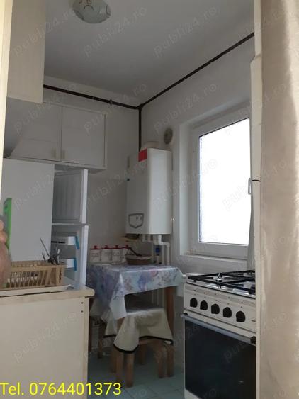 Garsonieră decomandată în Central