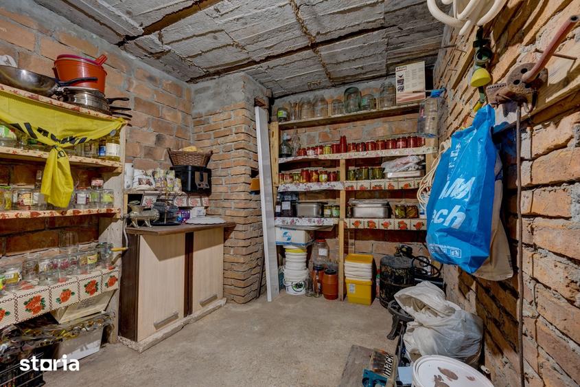 Casă cu 4 camere cu Teren 110 Mp în Rahova