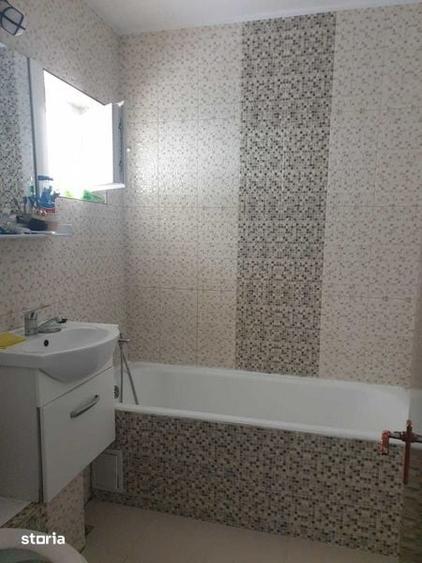 Apartament cu 3 camere decomandat în Grivița