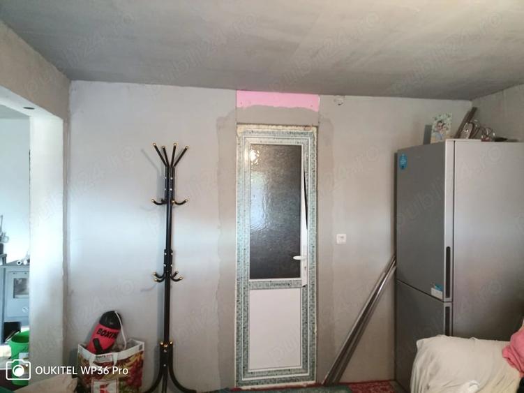 Casă cu 2 camere cu Teren 440 Mp în Central