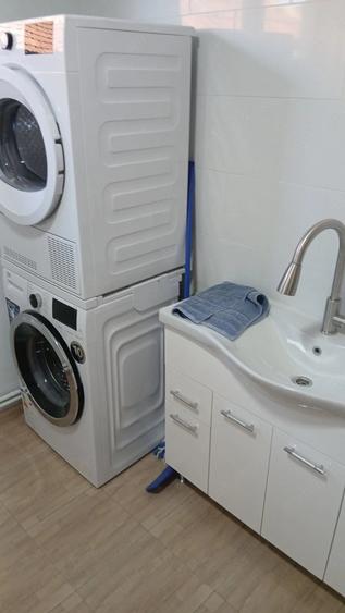 Casă cu 4 camere cu Teren 1000 Mp în Livadia