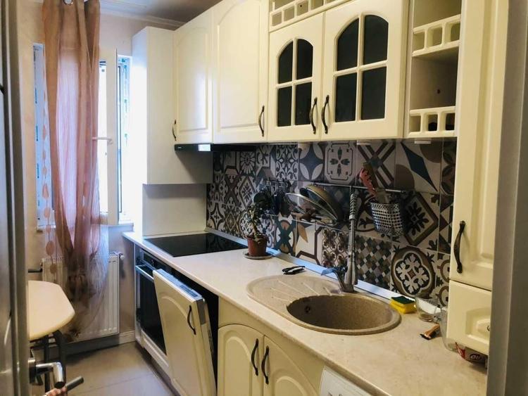 Apartament cu 2 camere decomandat în Exterior Vest