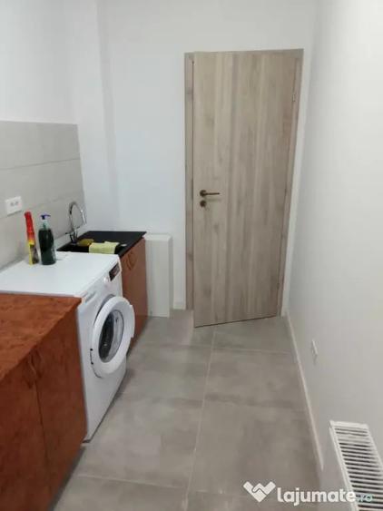 Garsonieră decomandată în Berceni