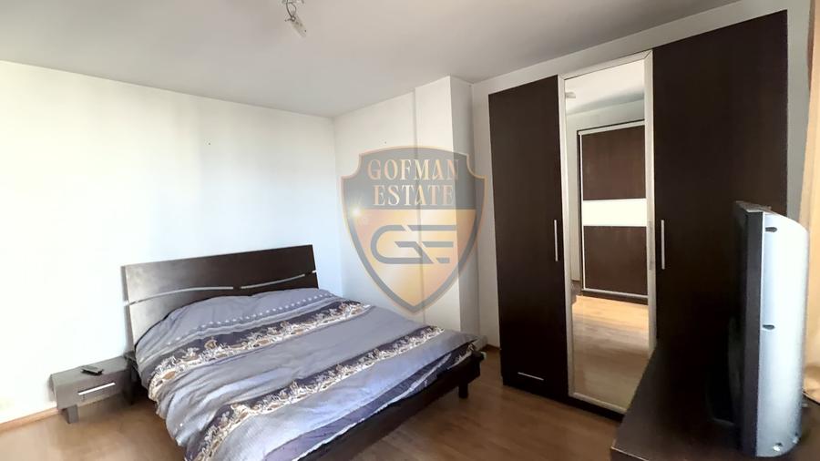 Apartament cu 3 camere decomandat, mobilat în Faleza Nord