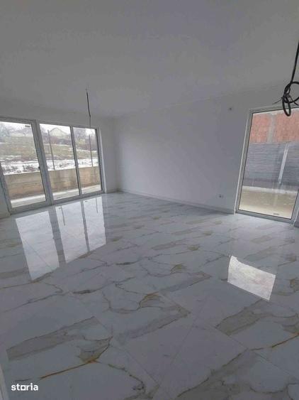 Casă cu 4 camere cu Teren 412 Mp în Oncea