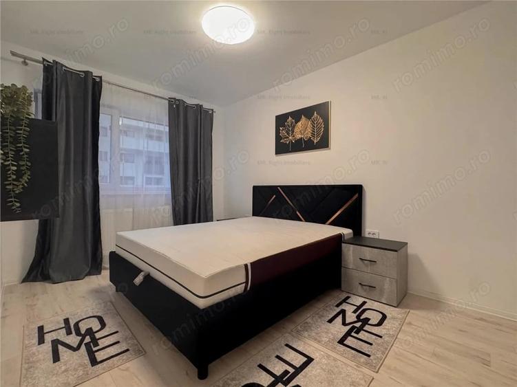 Apartament cu 2 camere decomandat în Tractorul