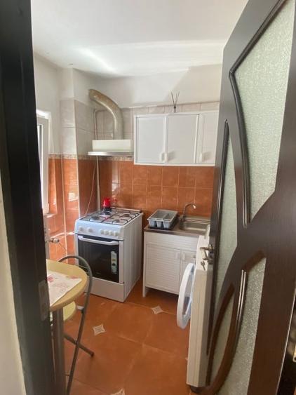 Redus Garsonieră 31 mp, complet mobilată și utilată, zona Calea Bucuresti - 4