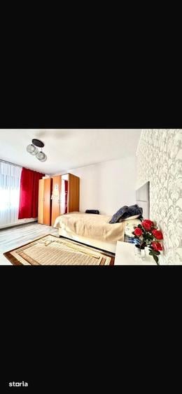 Casă cu 4 camere cu Teren 200 Mp în Central