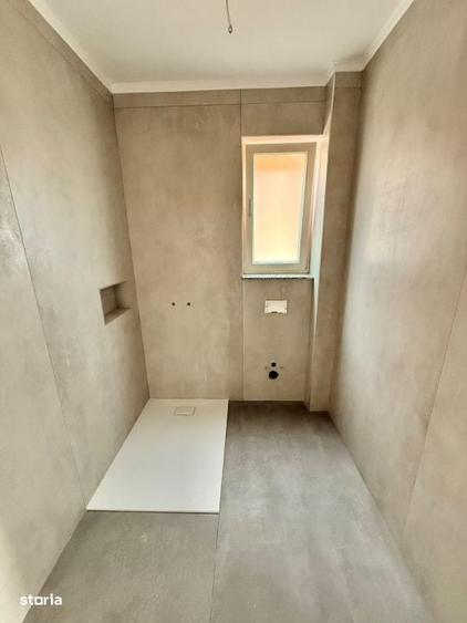 Casă cu 4 camere cu Teren 480 Mp în Horodnic
