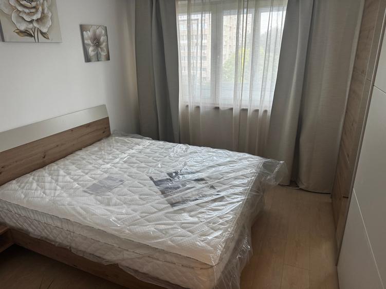 Apartament cu 2 camere semidecomandat, mobilat în Unirii