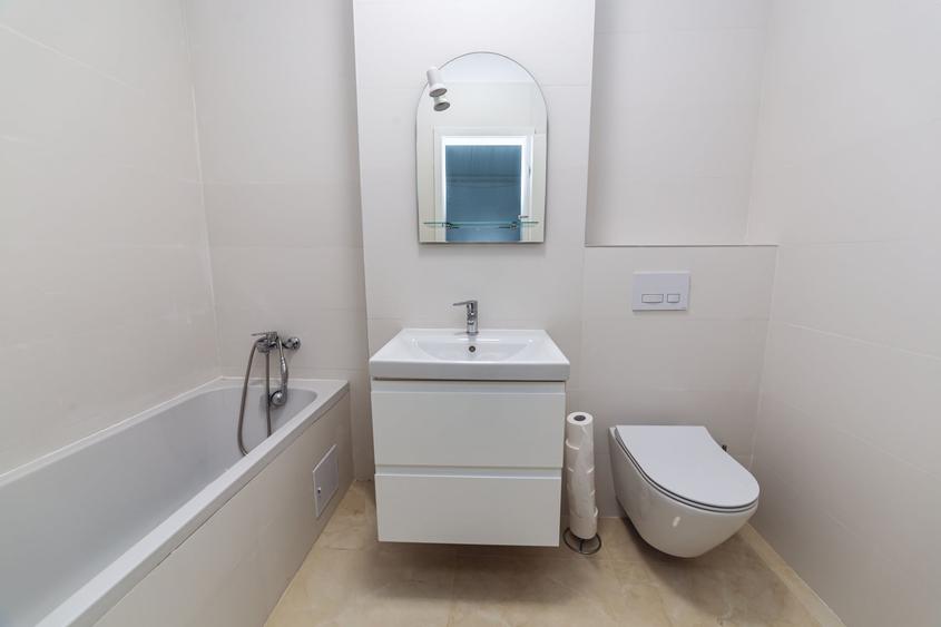 Apartament cu 2 camere semidecomandat, mobilat în Sălaj