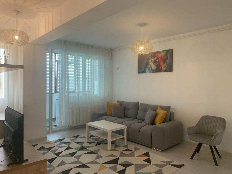 Apartament cu 2 camere semidecomandat în Central