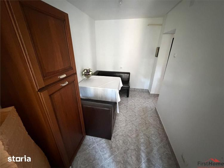 Apartament cu 3 camere decomandat în Sud