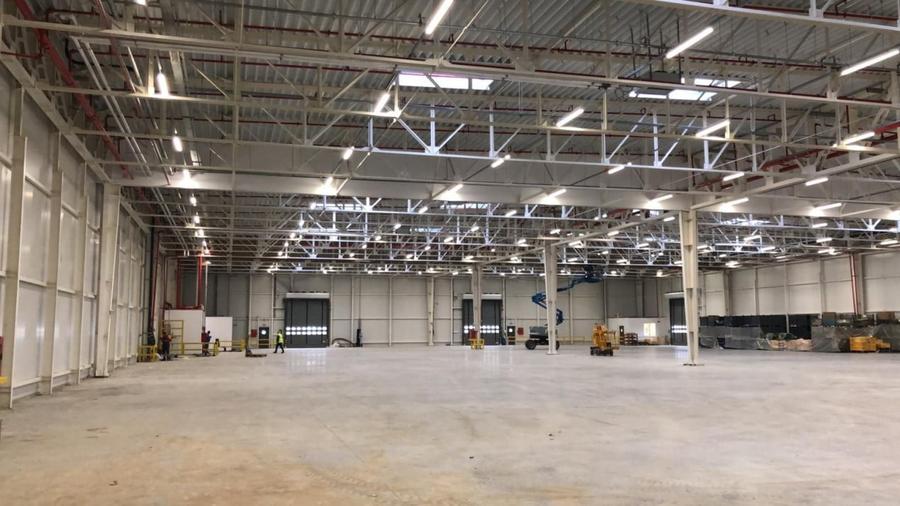 Spațiu industrial, de 4,200 mp, în Central