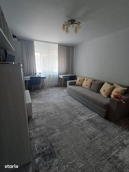 Apartament cu 2 camere decomandat în Sud
