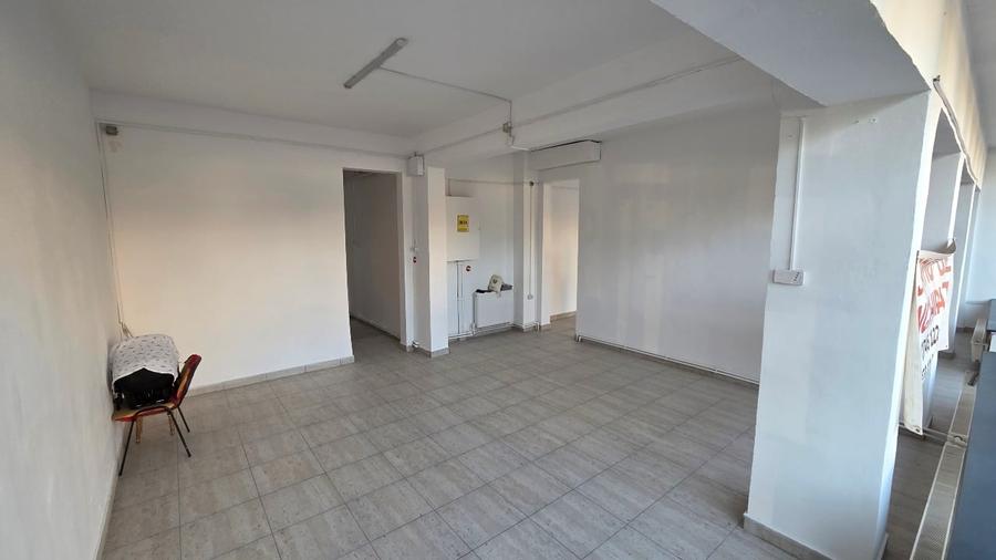 Spațiu comercial, de 130 mp, în Pod