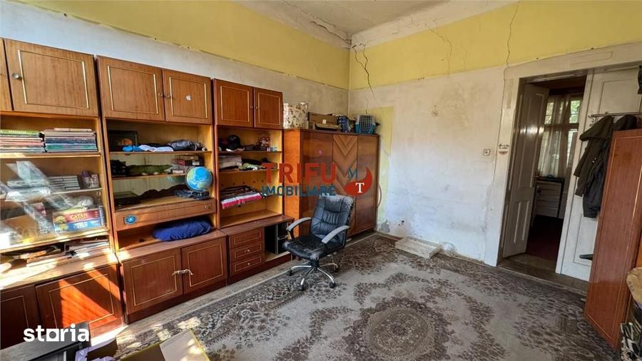 Casă cu 4 camere cu Teren 602 Mp în Central