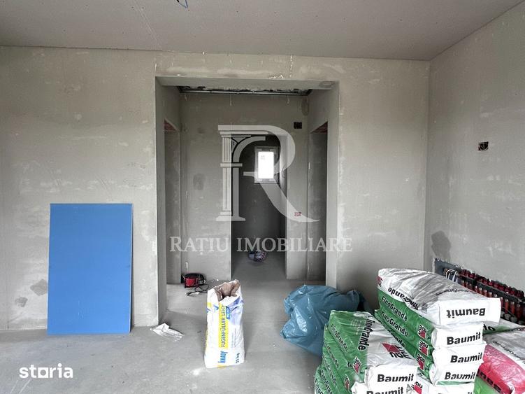 Casă cu 4 camere cu Teren 500 Mp în Sântandrei