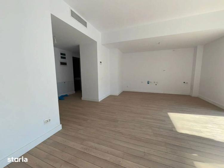 Apartament cu 3 camere în 13 Septembrie — fotografia 1