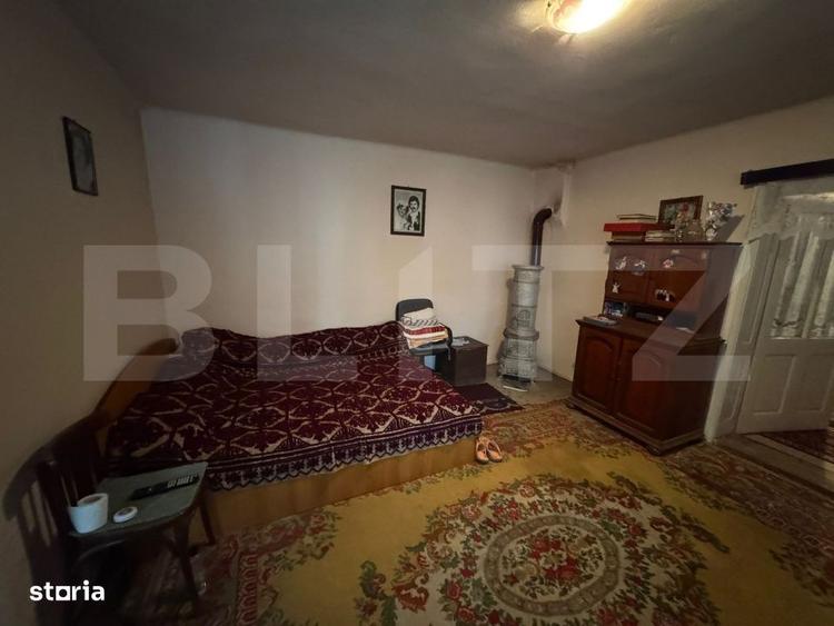 Casă cu 4 camere în Răhău