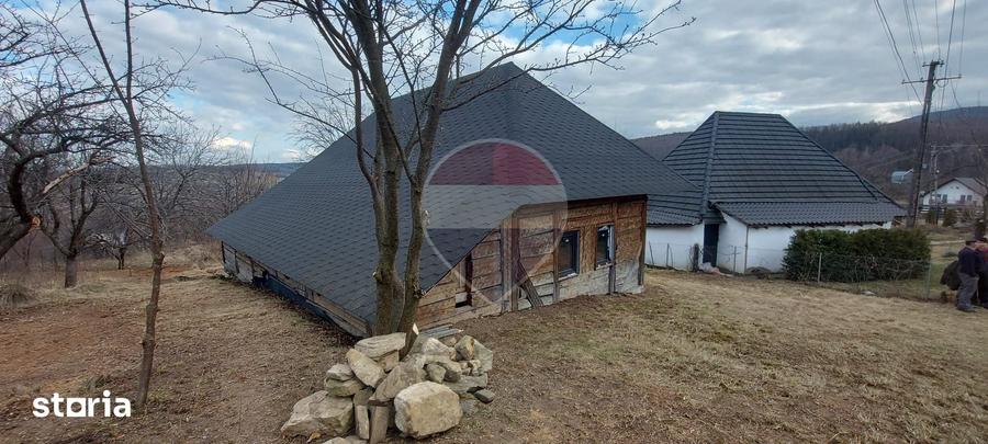 Teren de 429 mp, în Poieni-Solca