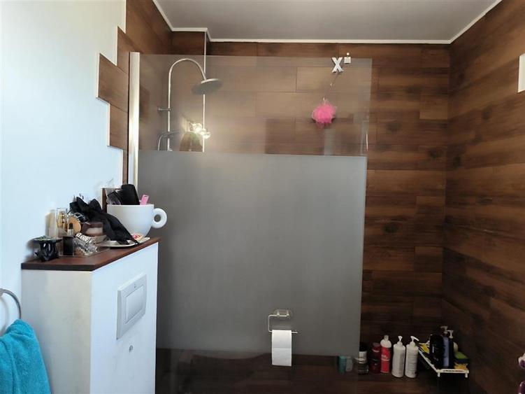 Casă cu 4 camere cu Canalizare în Ciorogârla