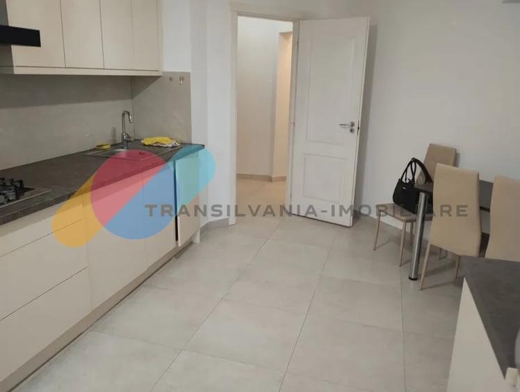 Apartament cu 2 camere decomandat, mobilat în Mărăști