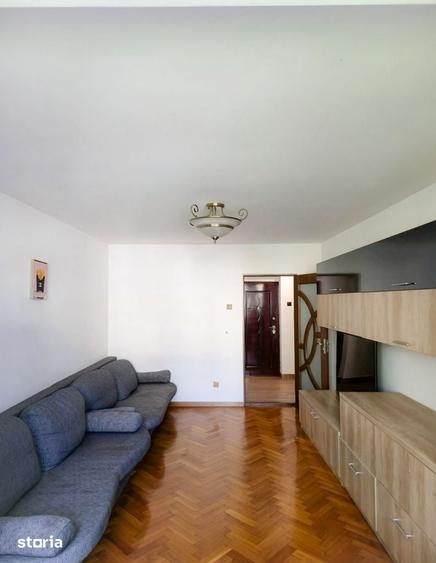 Apartament cu 2 camere decomandat în Calea București
