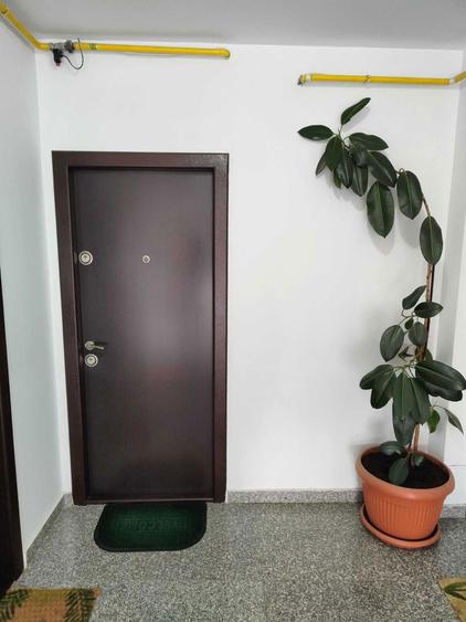 Apartament cu 2 camere decomandat în Miroslava