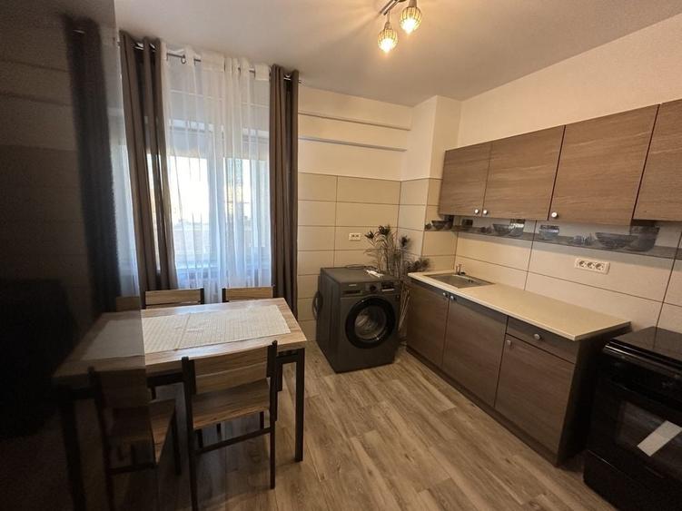 Apartament cu 2 camere decomandat în Ultracentral